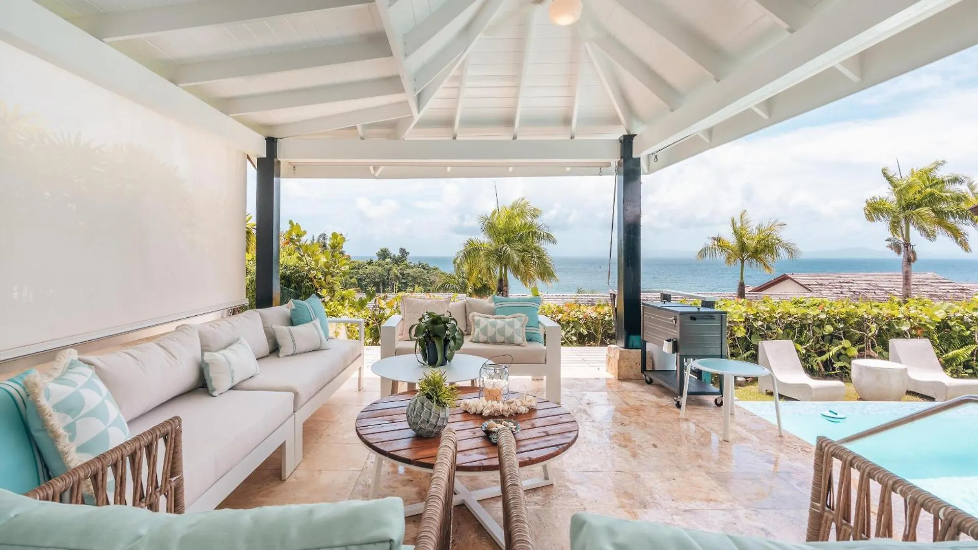 Magnificent Villa With Ocean View In Puerto Bahia Samana