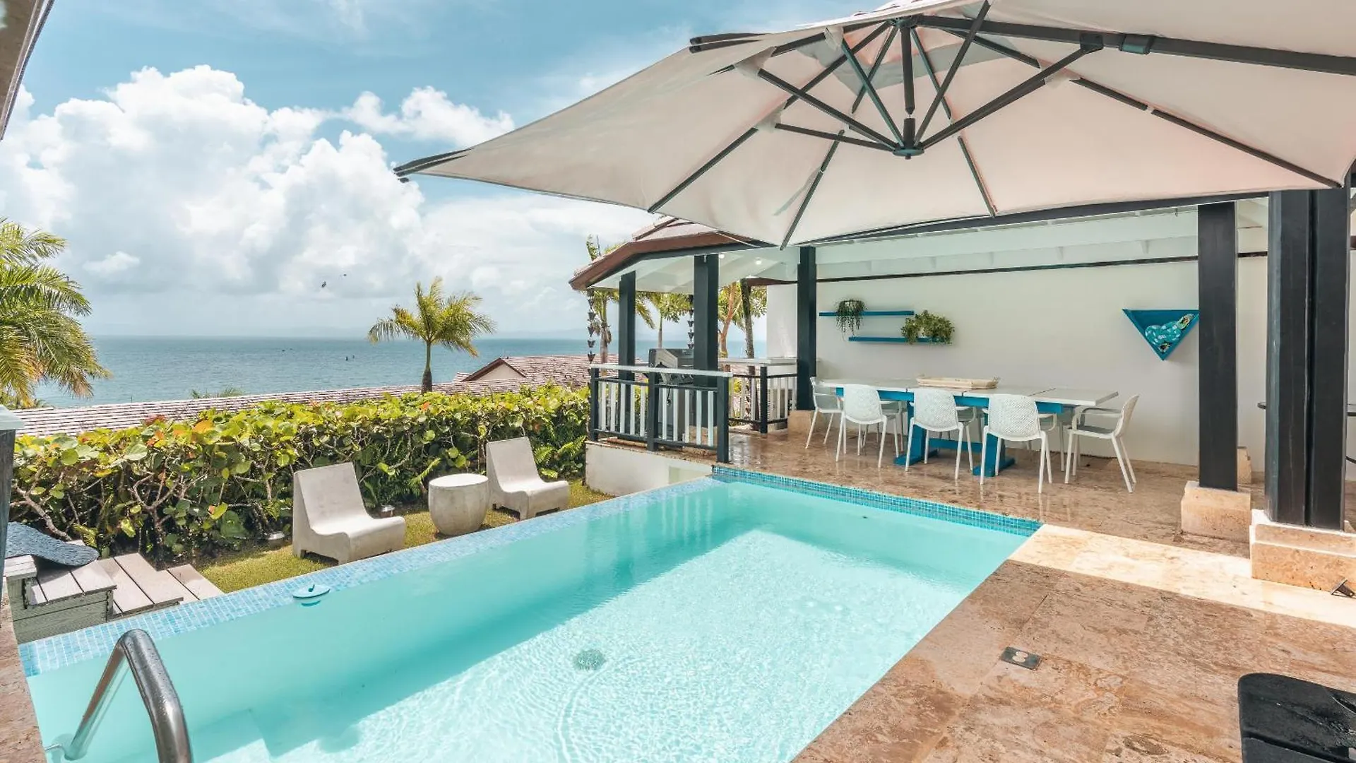 Magnificent Villa With Ocean View In Puerto Bahia Samana República Dominicana