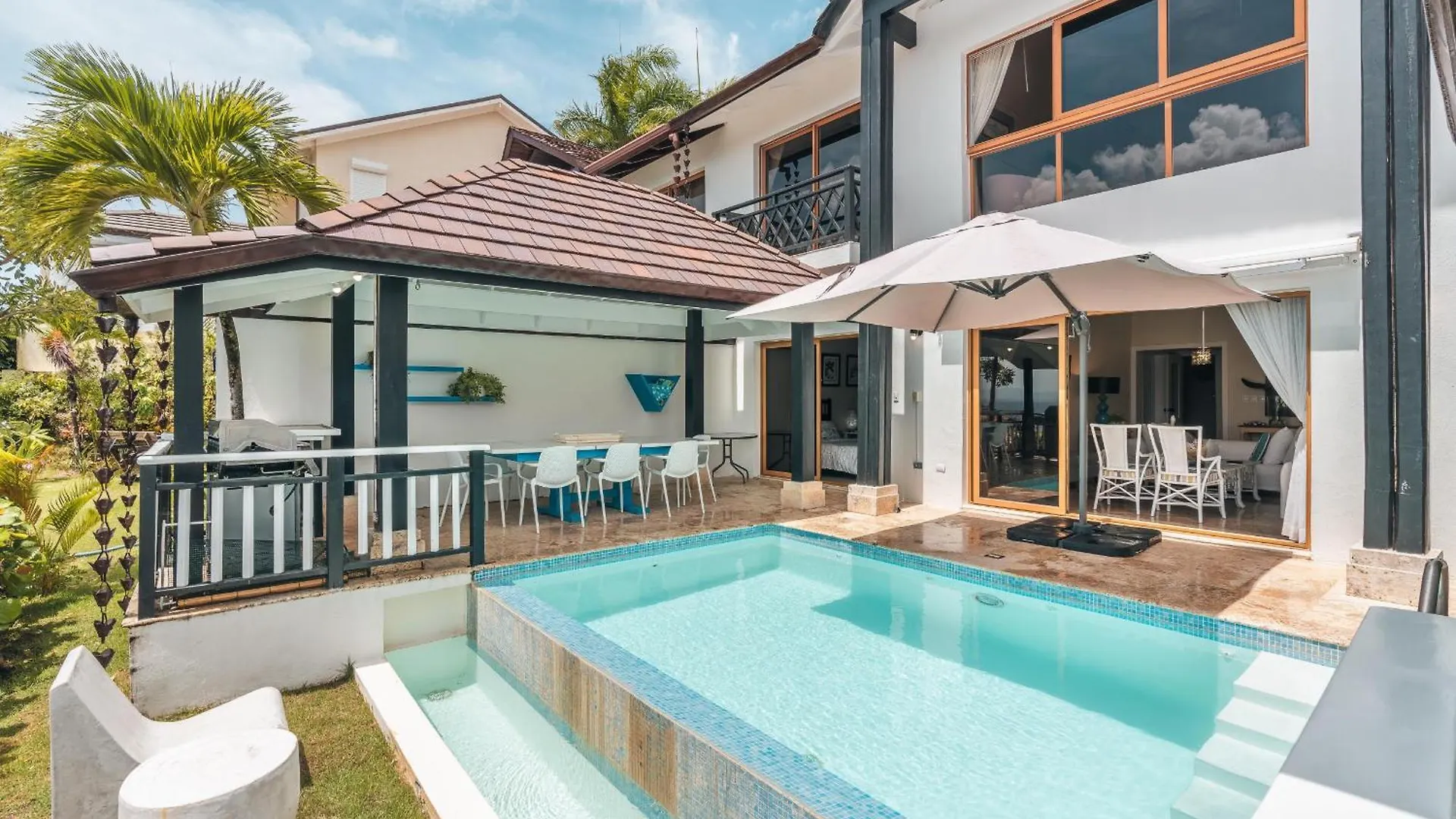 Magnificent Villa With Ocean View In Puerto Bahia Samana República Dominicana